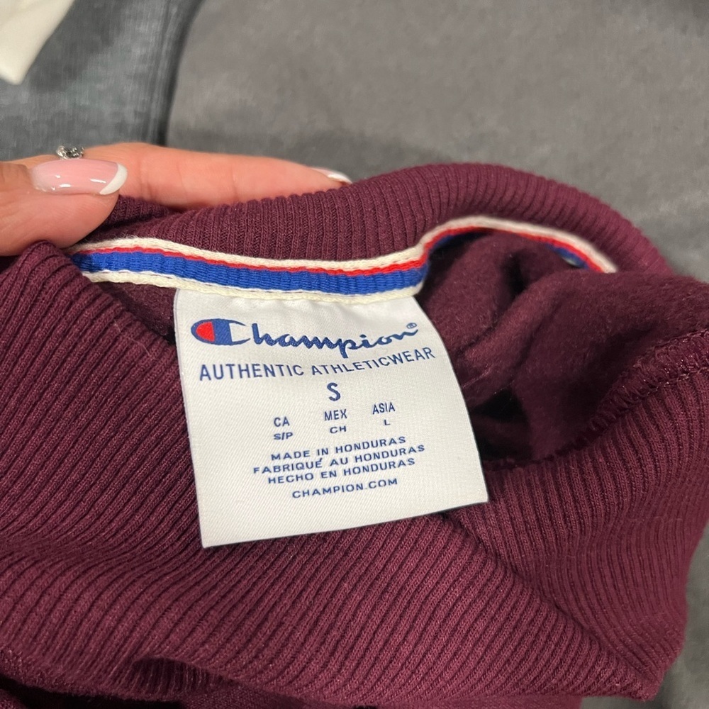 Women’s Champion Burgundy Fleece Athletic Apparel Size Small - Picture 5 of 5